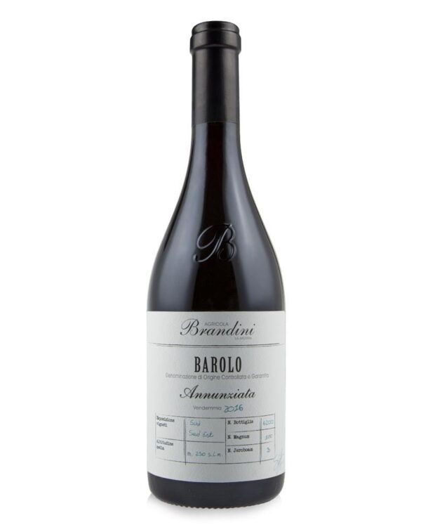 brandini barolo Annunziata bottiglia di vino rosso prodotto in Italia, nella Langhe in Piemonte