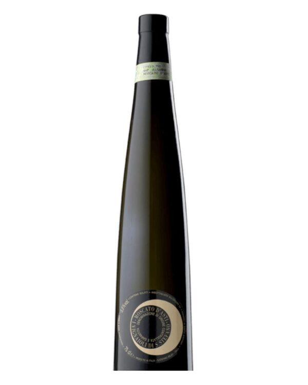 ceretto moscato d'asti bottiglia di vino dolce da dessert prodotto in Italia, nel monferrato astigiano in Piemonte