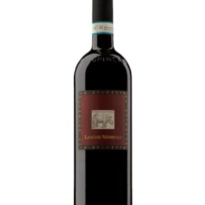 la spinetta langhe nebbiolo bottiglia di vino rosso italiano prodotto nelle langhe ottenuto da uve nebbiolo