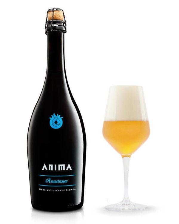 anima birra bionda anastasia bottiglia di birra artigianale prodotta in Italia, in Piemonte