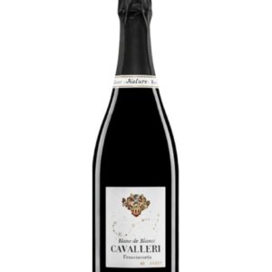 cavalleri franciacorta Blanc De Blancs bottiglia di spumante bianco prodotto in Italia, nella zona della Franciacorta in Lombardia