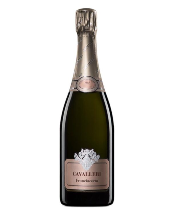 cavalleri franciacorta rosè bottiglia di spumante rosato prodotto in Italia, nella zona della Franciacorta in Lombardia