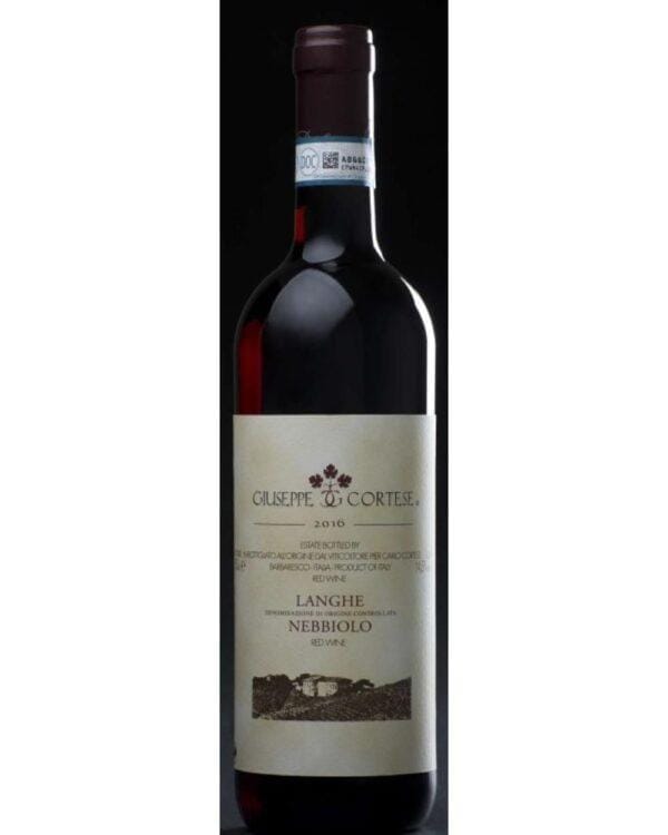 giuseppe cortese langhe nebbiolo bottiglia di vino rosso prodotto in Italia, nelle Langhe piemontesi