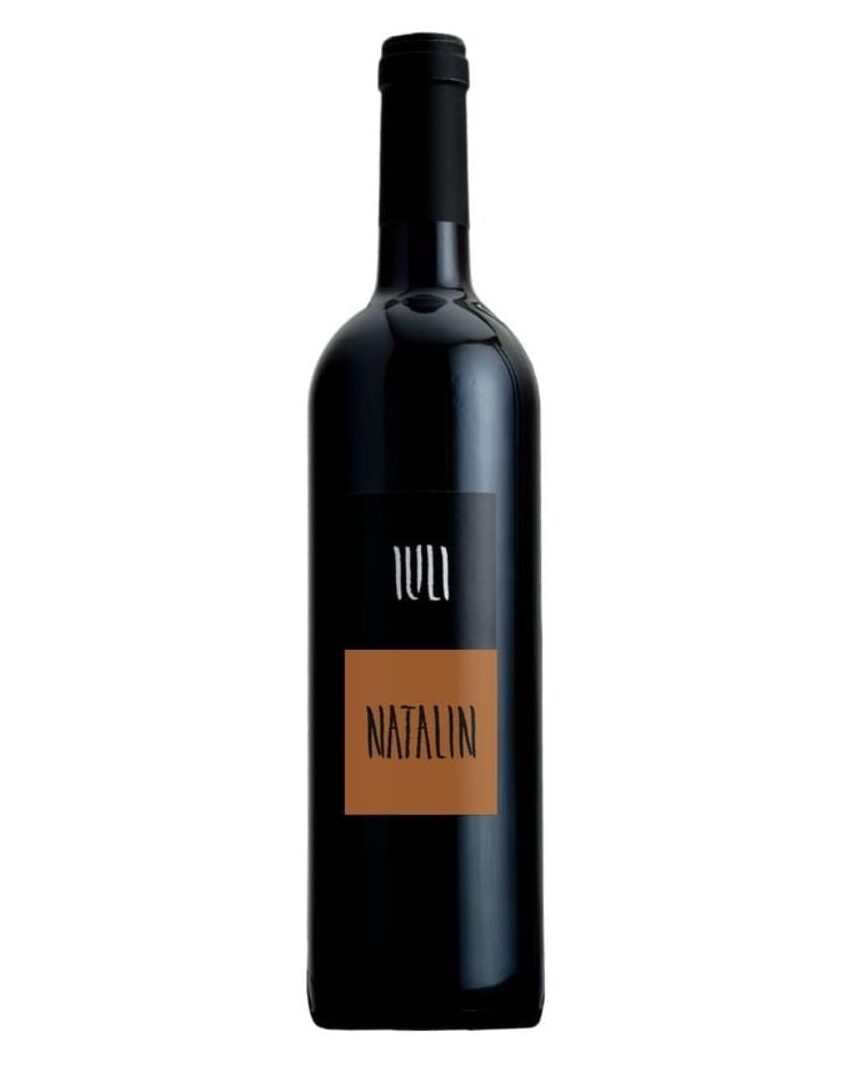 Iuli Grignolino Natalin 2020 Notevole 1 iuli grignolino natalin bottiglia di vino rosso prodotto in Italia, nel monferrato