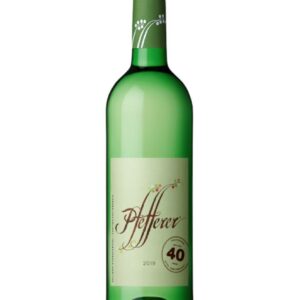 colterenzio pfefferer bottiglia di vino bianco prodotto in Italia, in Alto Adige