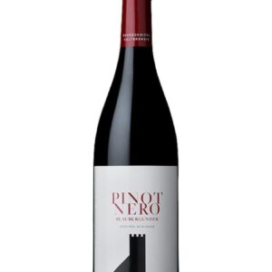 colterenzio pinot nero bottiglia di vino rosso prodotto in Italia, in Alto Adige