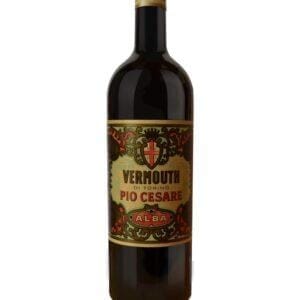 pio cesare vermouth bottiglia di vino da meditazione prodotto in Italia, nella zona delle Langhe in Piemonte