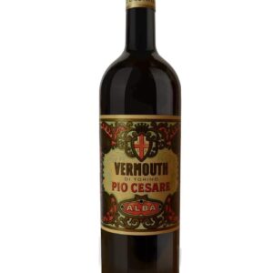 pio cesare vermouth bottiglia di vino da meditazione prodotto in Italia, nella zona delle Langhe in Piemonte