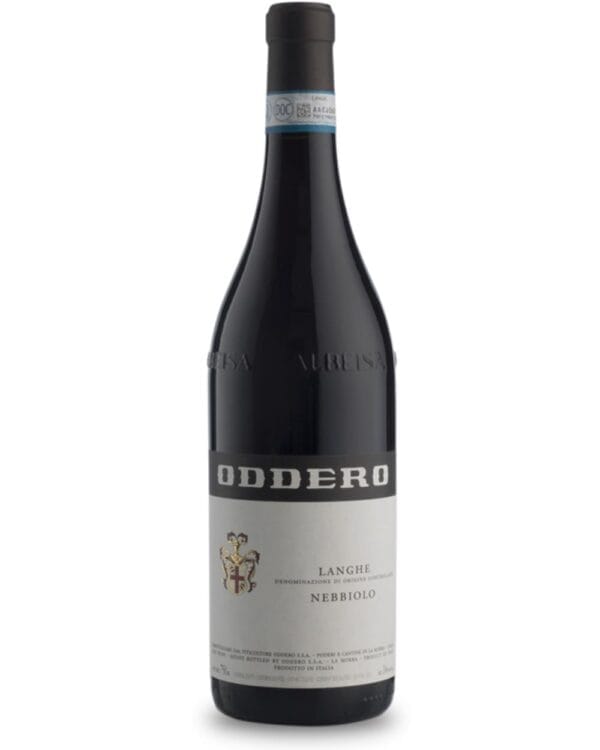 poderi oddero langhe nebbiolo bottiglia di vino rosso prodotto in Italia, nella zona delle Langhe in Piemonte