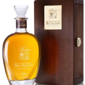 berta grappa Bric del Gaian bottiglia di distillato prodotto in Italia, nella zona del monferrato astigiano in Piemonte