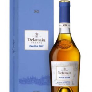 delamain cognac pale and dry xo bottiglia di distillato prodotto in Francia, nella zona del Cognac
