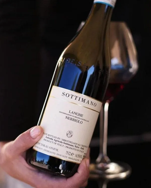 sottimano langhe nebbiolo bottiglia di vino rosso prodotto in Italia, nella zona delle Langhe in Piemonte