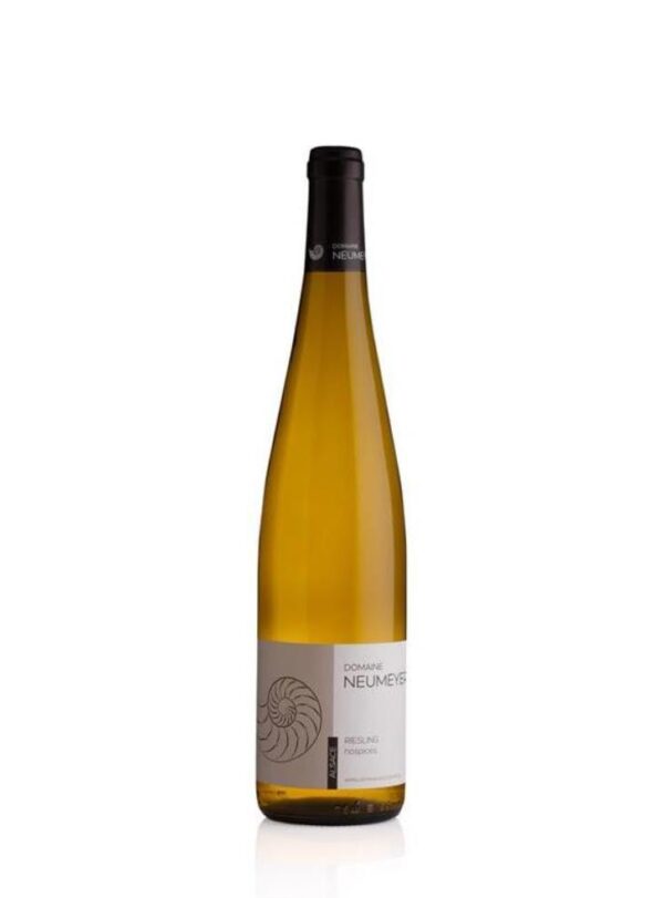 gerard neumeyer riesling hospices bottiglia di vino bianco prodotto in Francia, in Alsazia