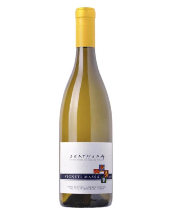 vigneti massa derthona bottiglia di vino bianco prodotto in Italia, in Piemonte