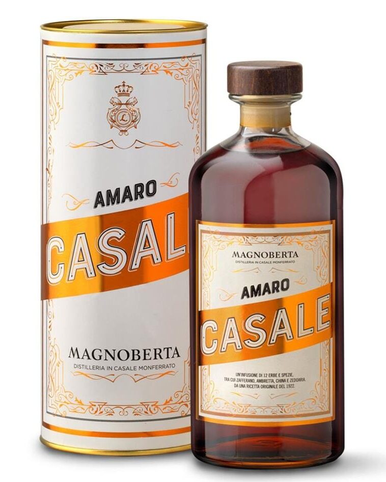 Magnoberta amaro Casale (0,7lt.) Notevole 1 magnoberta Amaro Casale bottiglia di liquore alle erbe prodotto in Italia, in Piemonte