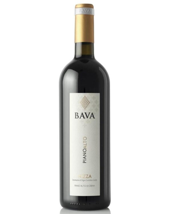 bava nizza piano alto bottiglia di vino rosso prodotto in Italia, nella zona di Nizza nel Monferrato in Piemonte