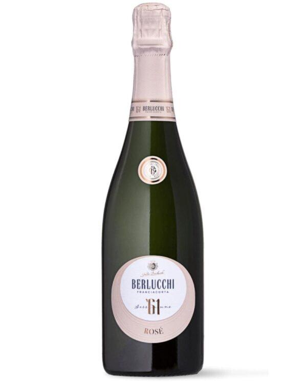 berlucchi guido franciacorta 61 rosè bottiglia di vino spumante prodotto in Italia, nella zona della Franciacorta in Lombardia