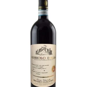 bruno giacosa nebbiolo d'alba bottiglia di vino rosso prodotto in Italia, nella zona delle Langhe in Piemonte