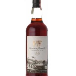 helena fuente rum 12 yo bottiglia di distillato prodotto in Nicaragua