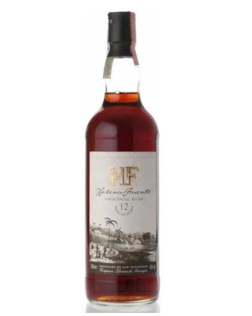 Helena Fuente Rum 12 yo Sorprendente 1 helena fuente rum 12 yo bottiglia di distillato prodotto in Nicaragua