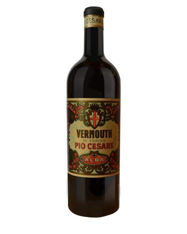 pio cesare vermouth bottiglia di vino da meditazione prodotto in Italia, nella zona delle Langhe in Piemonte